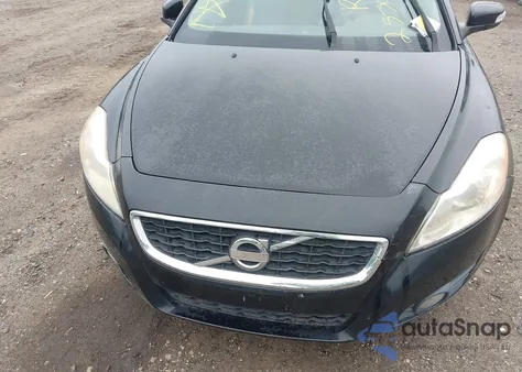 2011 Volvo C70 T5 from USA, damaged, VIN YV1672MC7BJ112128